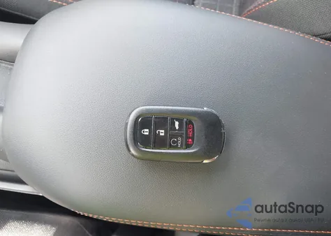 2025 Honda Hr-V 2Wd Sport z USA, uszkodzony, nr VIN 3CZRZ1H52SM730974